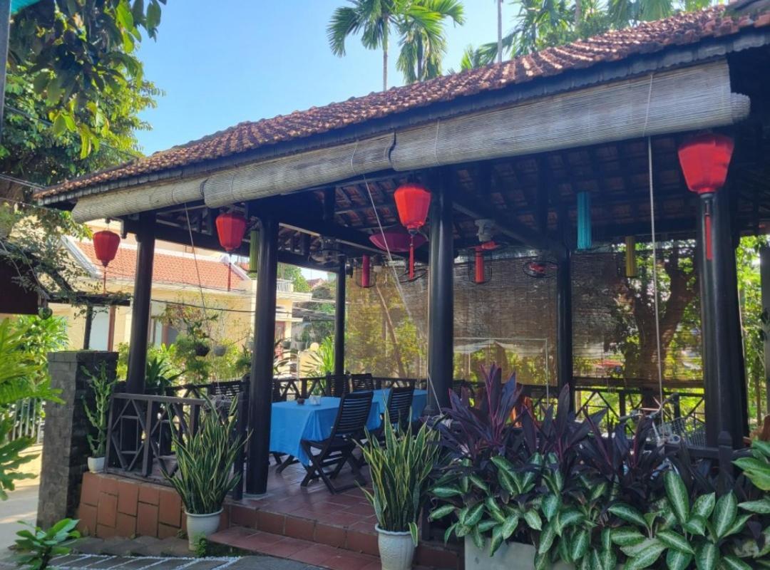 Plum Tree Homestay Хойан Экстерьер фото